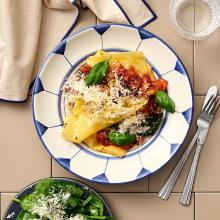 Öppen lasagne med zucchini och tomat