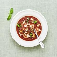 Tomatsoppa med risoni och feta